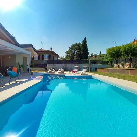 Calla Villa